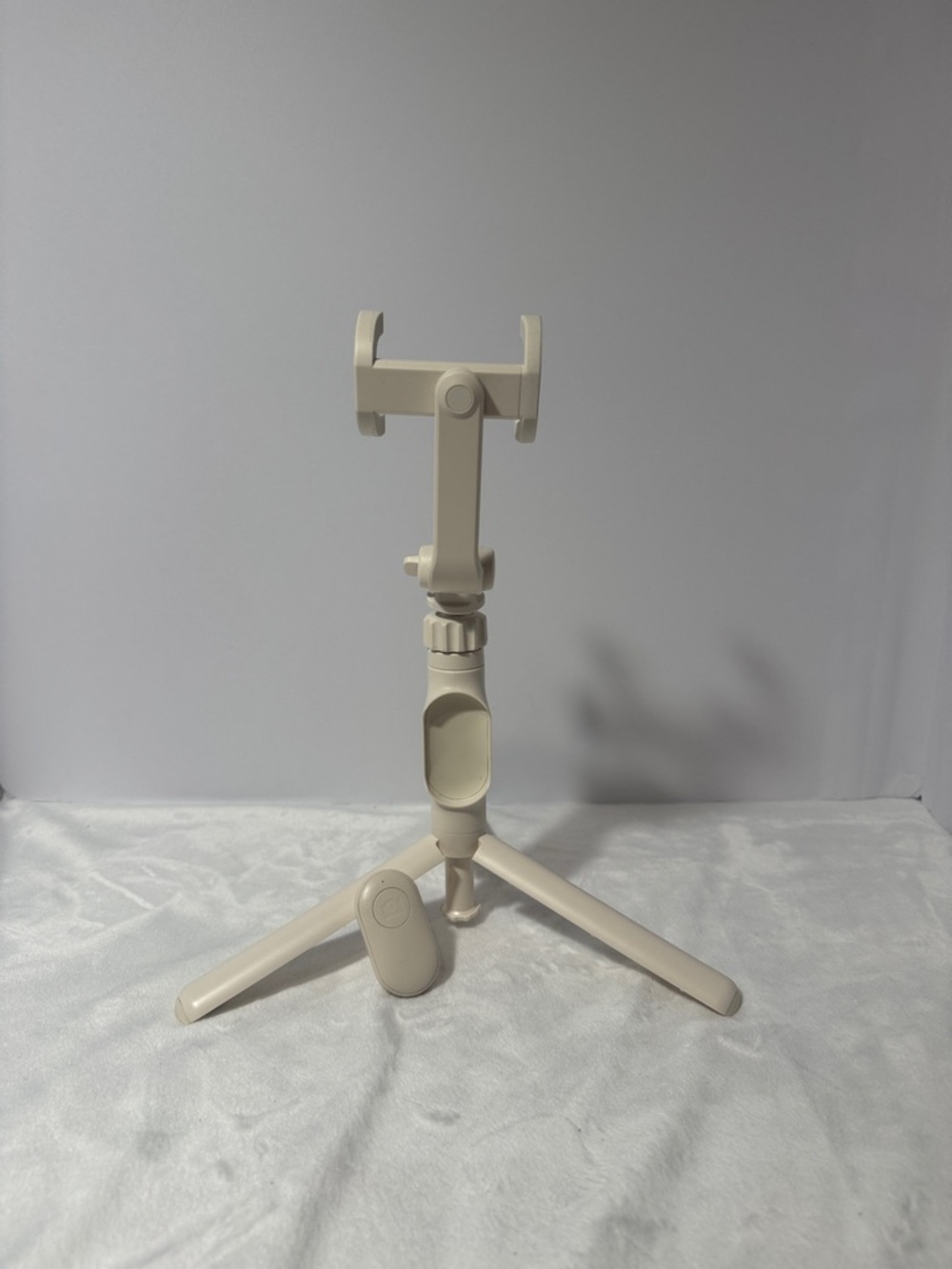Heyday Desktop Tripod + Phone Mount includes Bluetooth Remote - Stone White